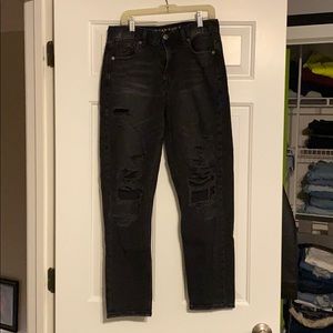 Black ripped mom jeans